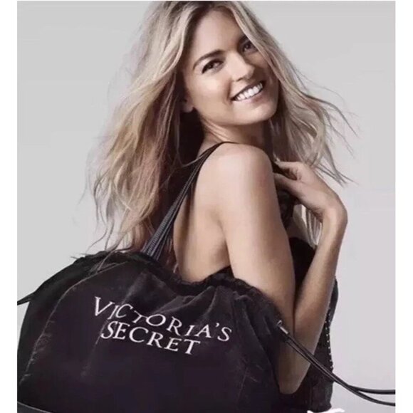 Victoria’s Secret Limited Edition Black Velvet Luxe Tote Bag rhinestone letterin - Picture 3 of 4